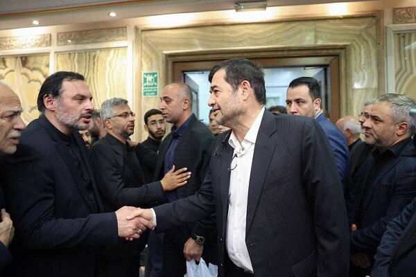 كارگرجم،اكبر،استقلال