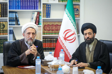 آیت‌الله مظفری: تبیین مستمر معارف حجاب وظیفه‌ای همگانی است