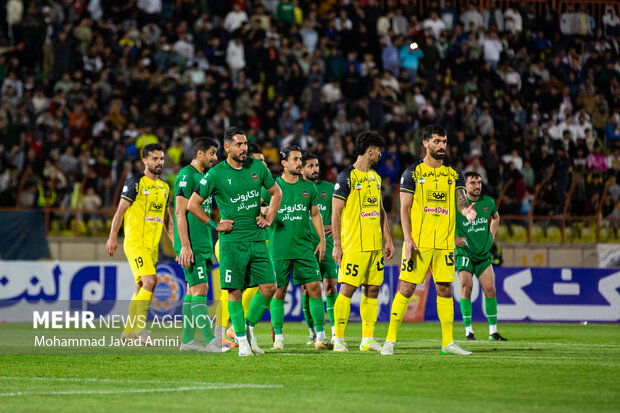 لیگ برتر فوتبال - شمس‌آذر و سپاهان