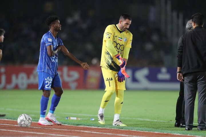 عالمی: دو بازیکن نقش تاثیرگذاری در تیم دارند / یک ضعف استقلال پاجاست 3