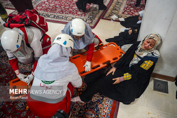 مانور امداد و نجات در حرم شاهچراغ(ع)