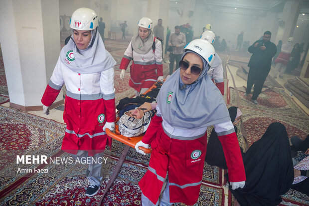 مانور امداد و نجات در حرم شاهچراغ(ع)