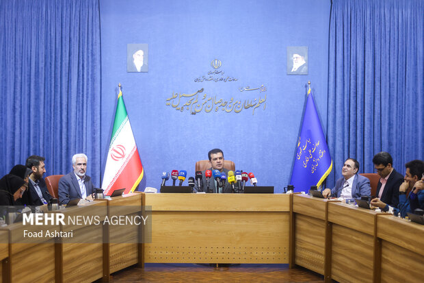 نشست خبری معاون علمی رئیس جمهور