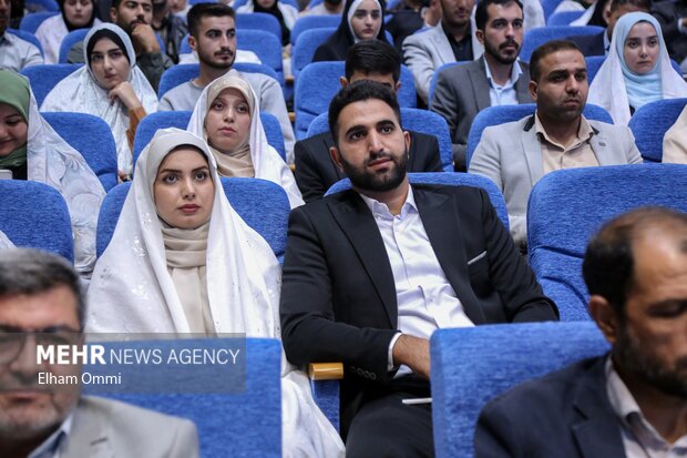 مراسم آئین وصال جشن ازدواج 215 سرباز ولایت در سنندج