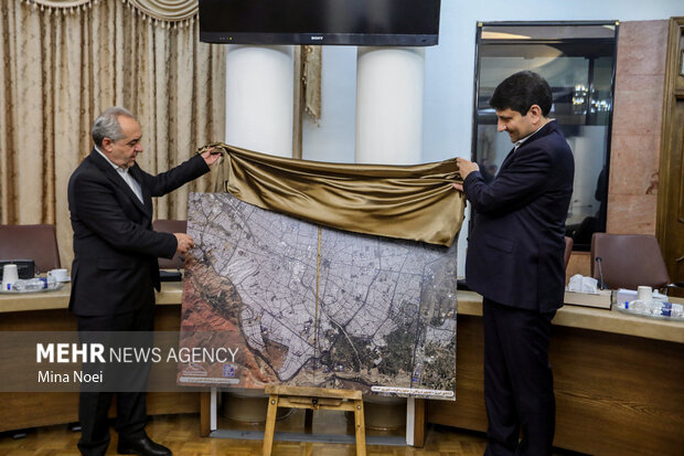 جلسه شورای اداری استان آذربایجان شرقی با حضور وزیر ارتباطات 4