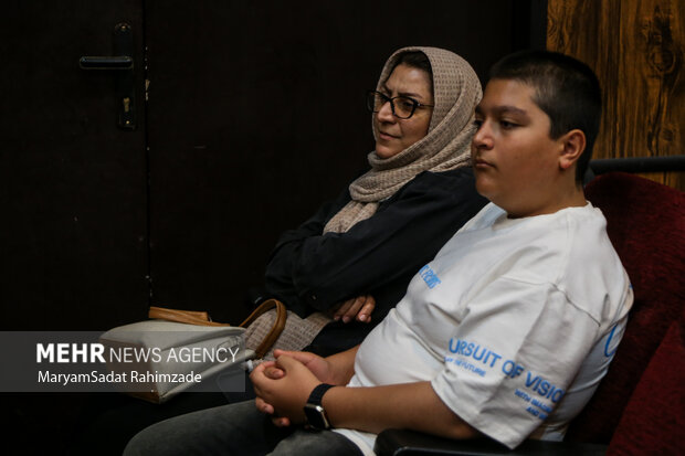 نشست هم اندیشی نوجوانان نخبه و فعال فرهنگی فارس