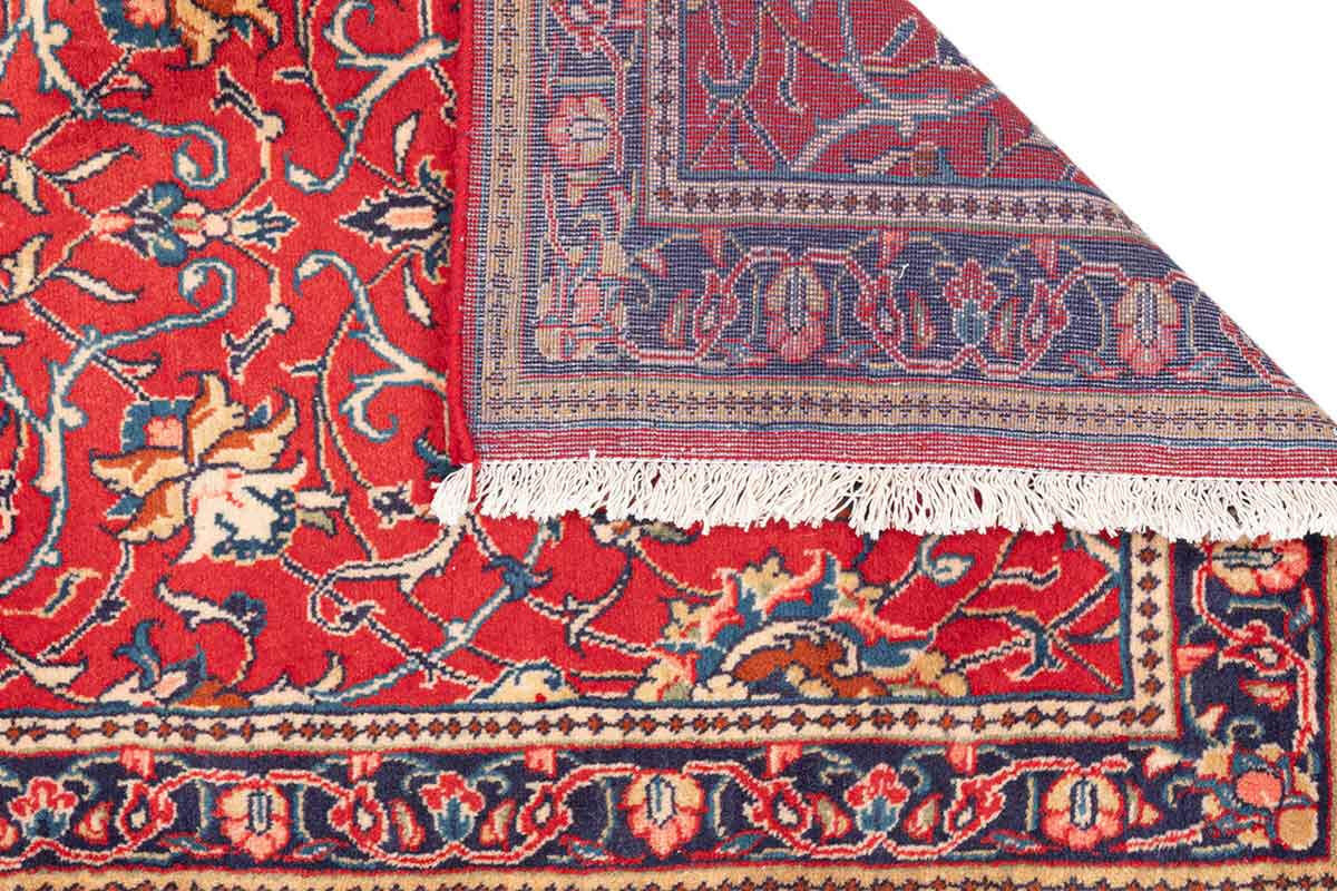 فرشهای نفیس استان سمنان بدون برند؛ گرهکور معیشت بر زندگی بافنده