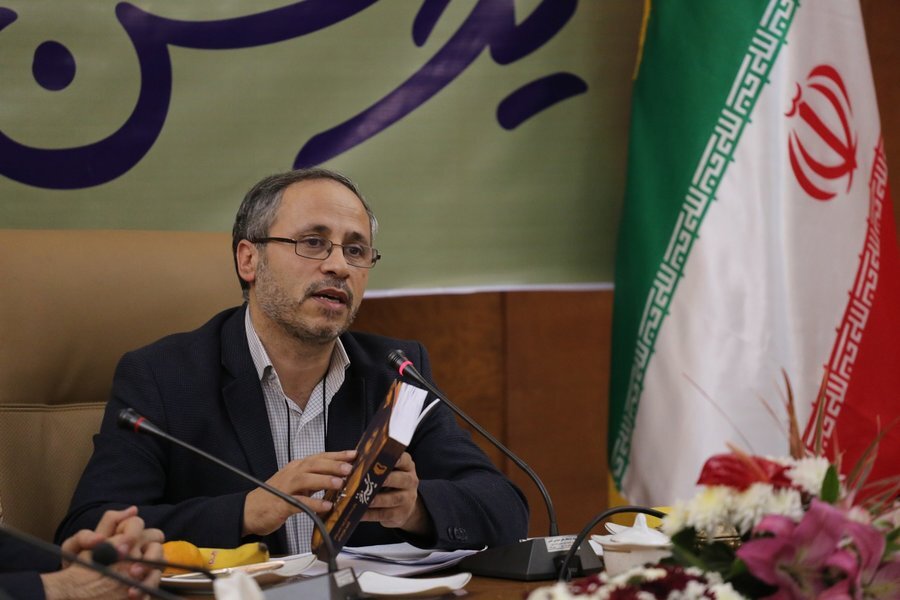 کامور:هیچ امتیازی در داوری جایزه کتاب سال دفاع مقدس اثرگذار نخواهد بود