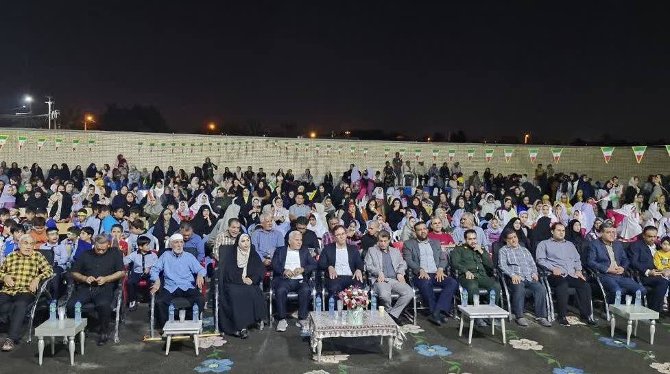 فرماندار تنگستان: ۱۳ آبان تجلی همبستگی مردم و فرهنگیان است