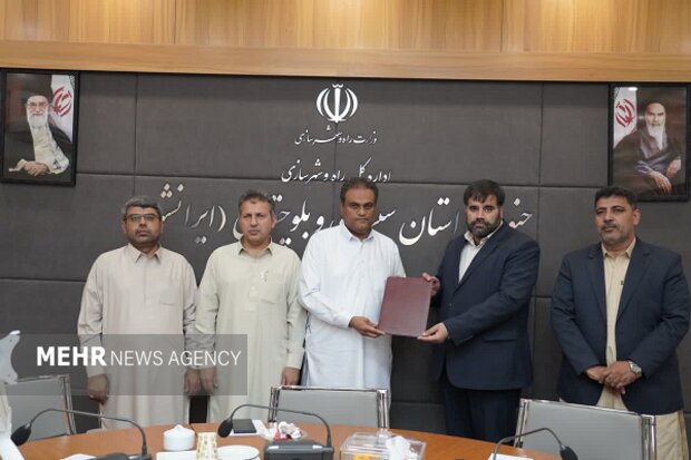 لکزایی: ۱۰۰ مدرسه در جنوب سیستان و بلوچستان ساخته می شود