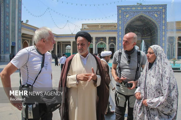 بررسی حضور گردشگران خارجی در حرم حضرتمعصومه(س)، پیشتازی آمریکایی ها