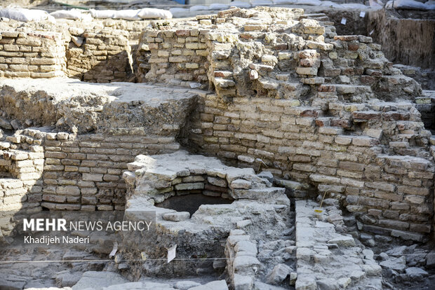 فاز دوم گذر تاریخی کمرزرین اصفهان