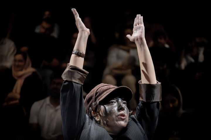 نمایش «شب» ۲ اجرایی شد