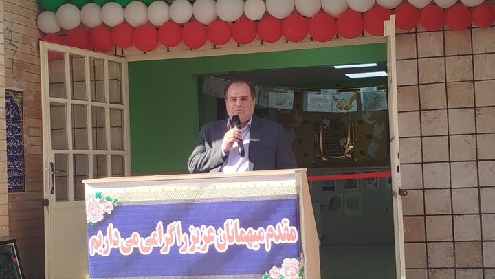 حسینی: افزایش سرانه آموزشی ساوه با مشارکت خیران در اولویت است حسینی: افزایش سرانه آموزشی ساوه با مشارکت خیران در اولویت است