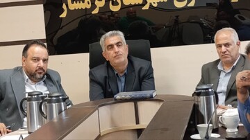 فرماندار گرمسار: بازار مملو از کالاهای اساسی؛ نظارت بر توزیع تقویت شود