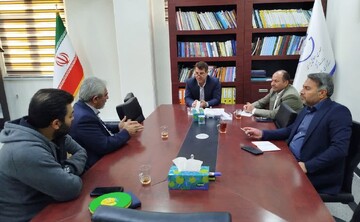 دارابی:اجرای طرح نصب پنل خورشیدی در دستگاه‌های اجرایی ایلام آغاز شد