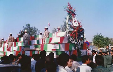 ۱۲ آبان با خون شهیدان و اشک مردم کاشان گره خورده است