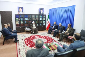 لائینی: آیت‌الله شجاعی کیاسری نماد علم، اخلاق و سیاست در مازندران است