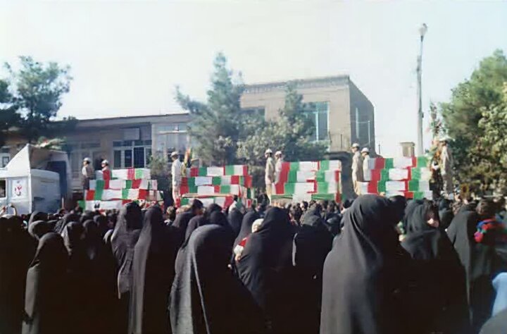 برگزاری تشییع پیکر پاک شهدای مدافع وطن در کاشان