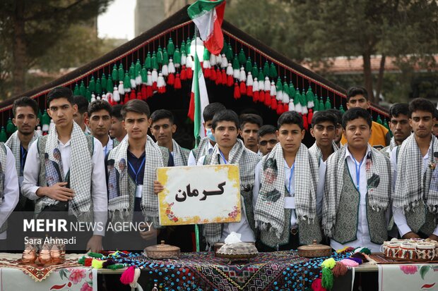 مراسم افتتاحیه اردوی ملی دانش‌آموزان پسر عشایر کشور