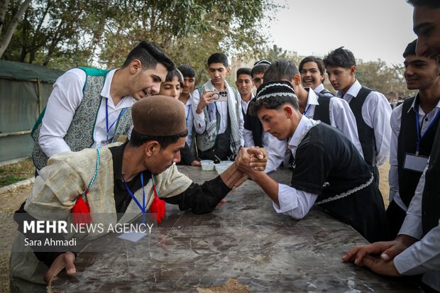 مراسم افتتاحیه اردوی ملی دانش‌آموزان پسر عشایر کشور
