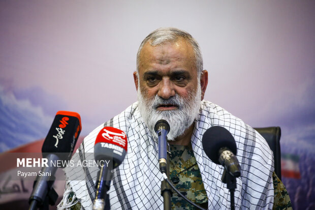 راهپیمایی ایستاده بر عهد