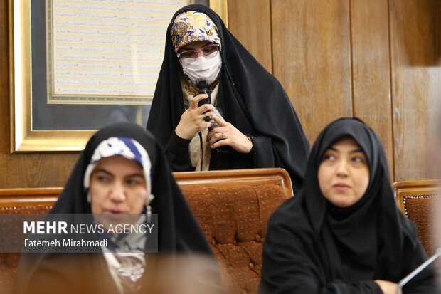 جلسه مرکز راهبری بانوان با نمایندگان عضو فراکسیون زنان مجلس 9