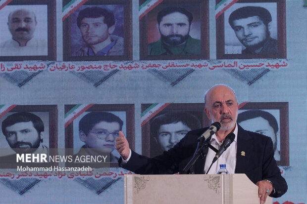 نخستین یادواره فرماندهان و مدیران شهید بهداری رزمی دفاع مقدس 11