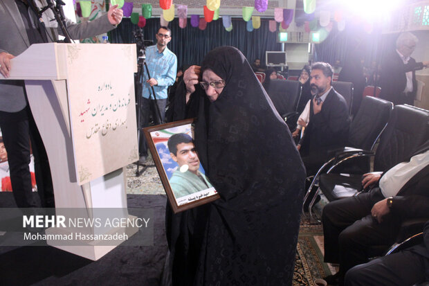 نخستین یادواره فرماندهان و مدیران شهید بهداری رزمی دفاع مقدس 27