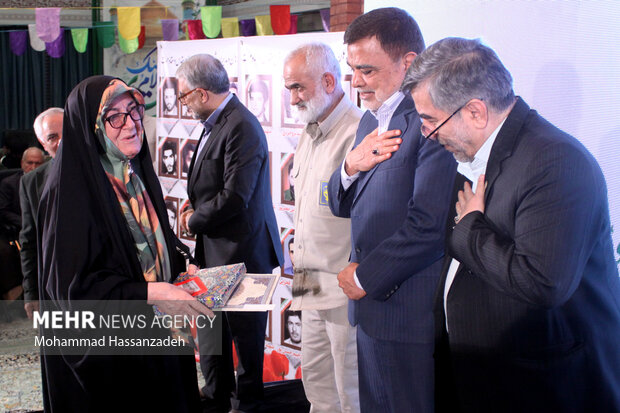 نخستین یادواره فرماندهان و مدیران شهید بهداری رزمی دفاع مقدس 36