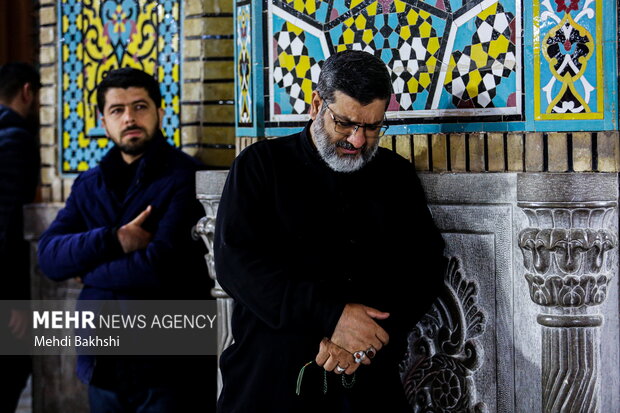 حال و هوای حرم بانوی کرامت در شب شهادت حضرت زهرا(س)