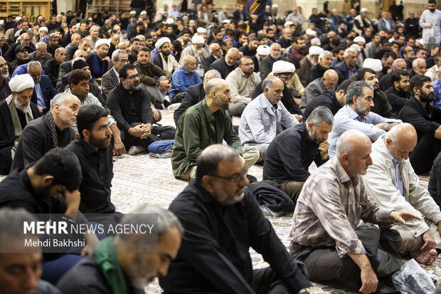 حال و هوای حرم بانوی کرامت در شب شهادت حضرت زهرا(س)