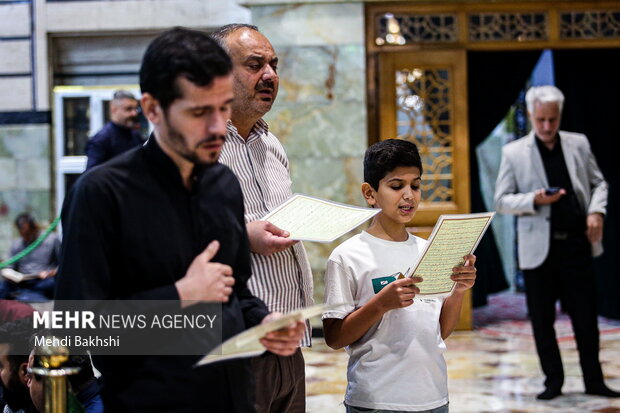 حال و هوای حرم بانوی کرامت در شب شهادت حضرت زهرا(س)