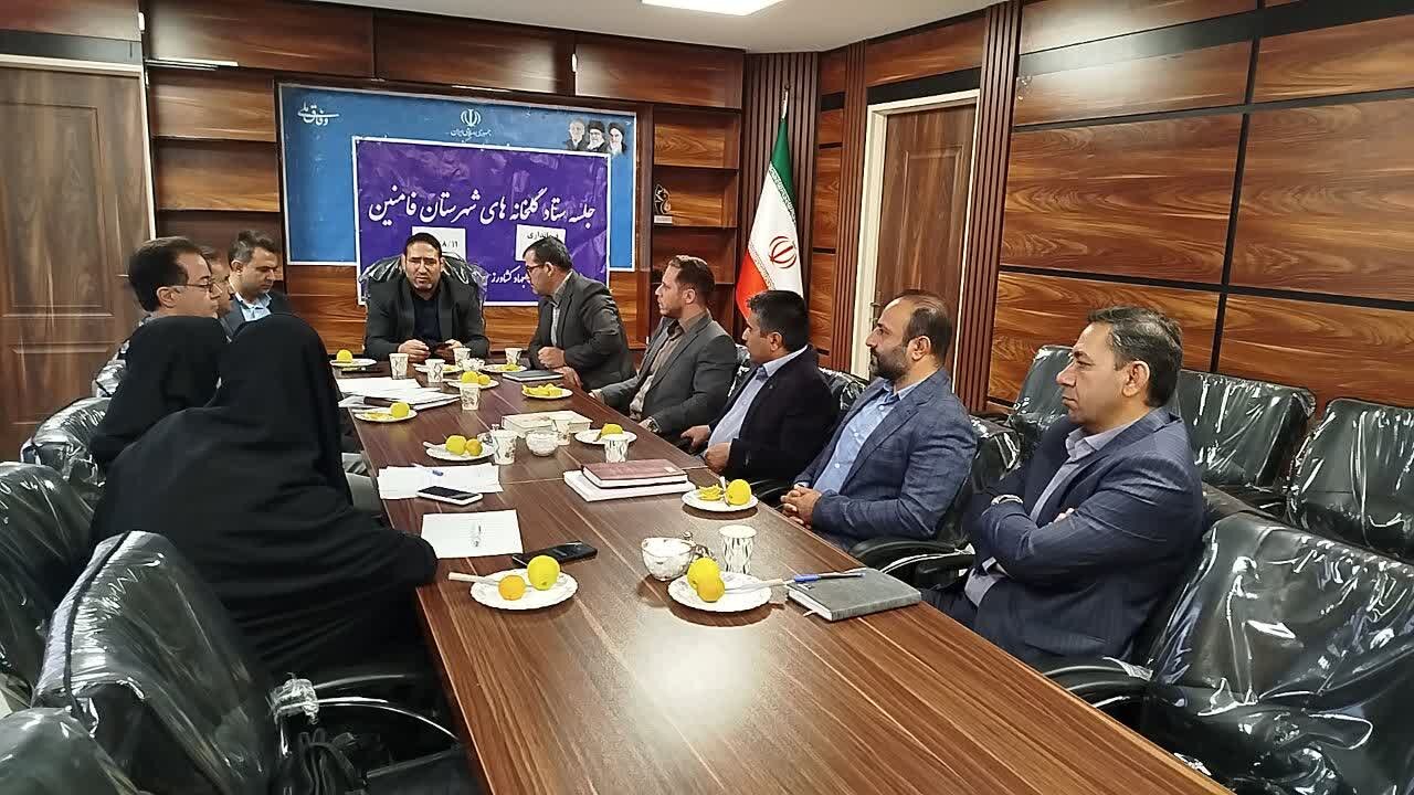 فتحی: ثبت ۱۰۱ مورد تقاضا برای احداث گلخانه در فامنین فتحی: ثبت ۱۰۱ مورد تقاضا برای احداث گلخانه در فامنین