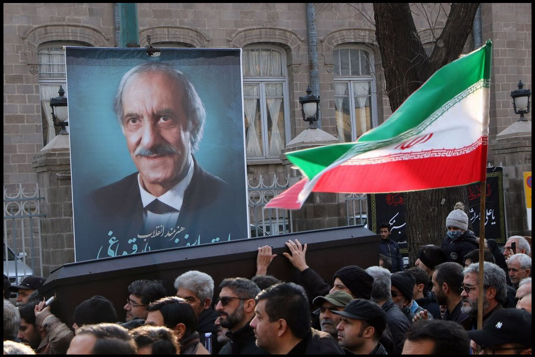 سرودی که با ۴۸ ساعت کار در تاریخ ماند؛ «آمریکا آمریکا» غوغا می‌کند!