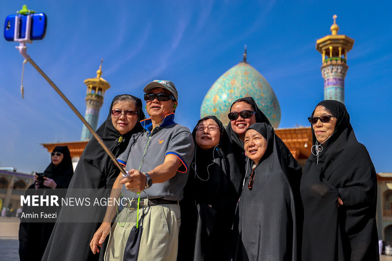 حرم شاهچراغ(ع) تلفیقی بی‌نظیر از گردشگری  مذهبی و تاریخی کشور