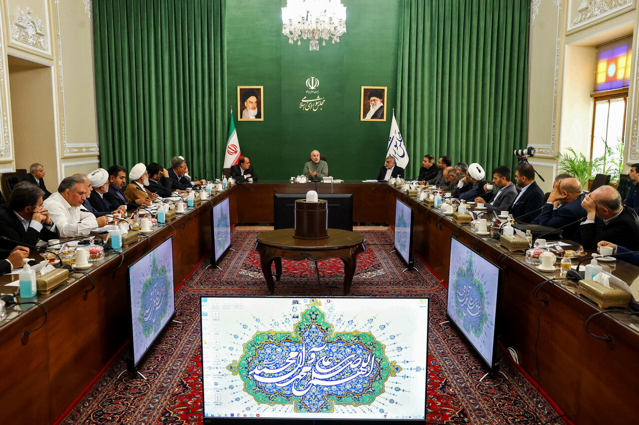 برنامه،قانون،هفتم،اجراي،اساس،مجلس،نظارت،دنبال،ارائه،رئيس،مقن ...