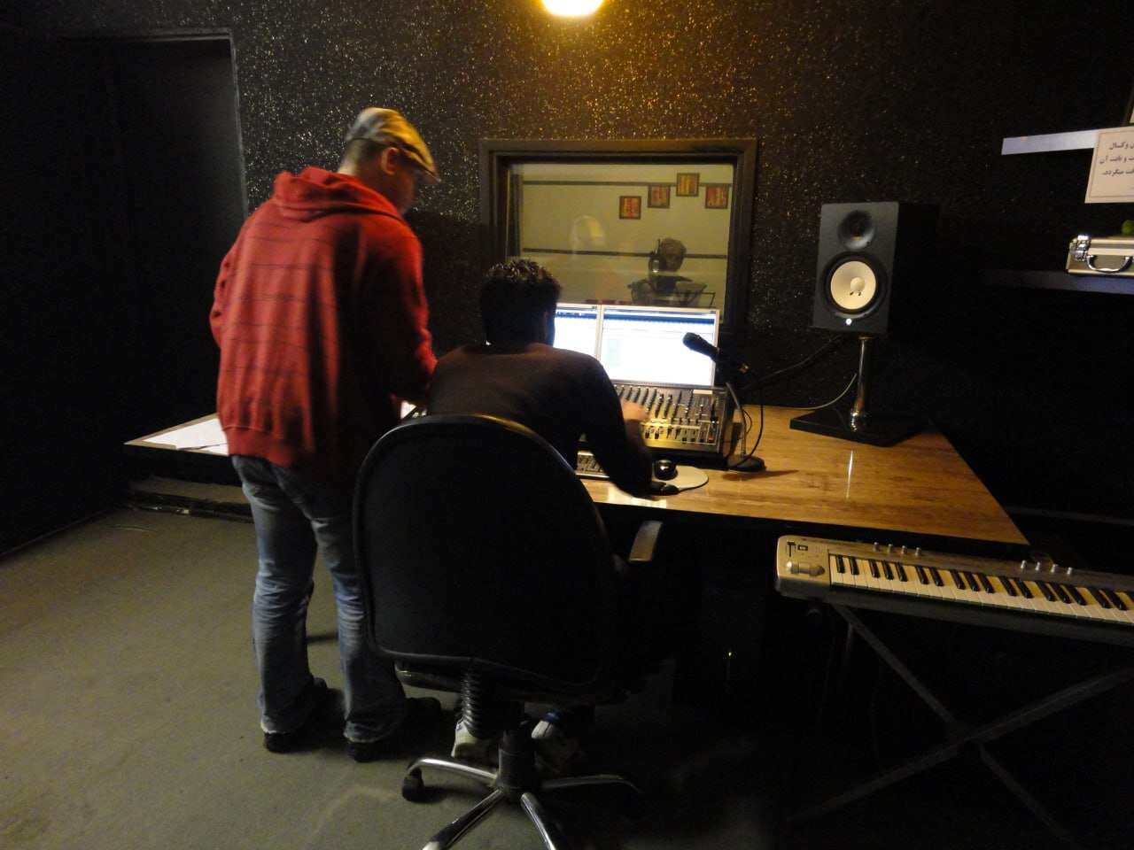 تلفیق ۲ روایت از دل واقعه تسخیر سفارت آمریکا؛ «پروانگی» شعار نمی‌دهد