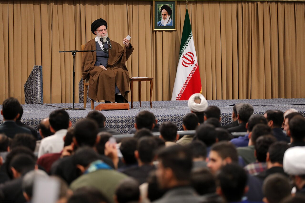 Ayatollah Khamenei: Iran-US conflict a deep-seated clash of interests