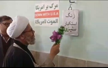 طنین زنگ استکبارستیزی در دامغان