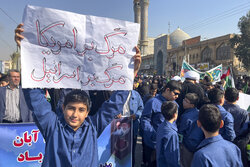 حاجتی: ملت ایران با زور و ظلم تسلیم نمی‌شود