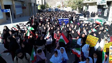 بازخوانی یک روز تاریخی با صدای نسل نو