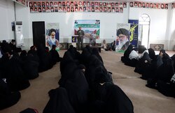 فرماندار دشتی: راهیان نور کلاس ارزشمند برای دانش‌آموزان است