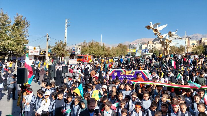 خروش حماسی کهگیلویه و بویراحمدی ها در روز مبارزه با استکبار