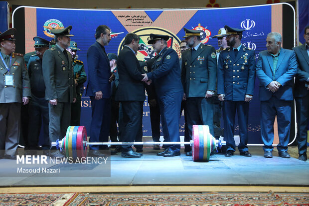 آیین افتتاحیه اولین دوره مسابقات وزنه برداری سیزم 18