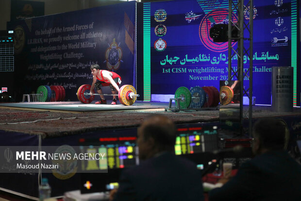 آیین افتتاحیه اولین دوره مسابقات وزنه برداری سیزم 21