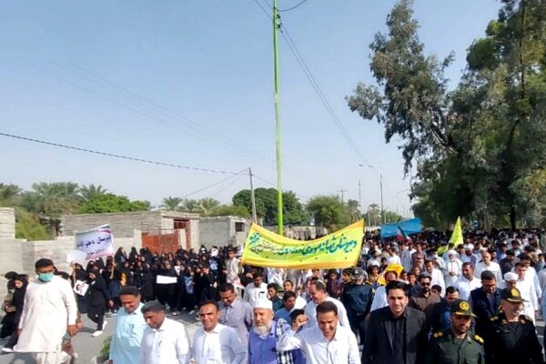 طنین شعار مرگ بر آمریکا از دل نخلستان های قصرقند