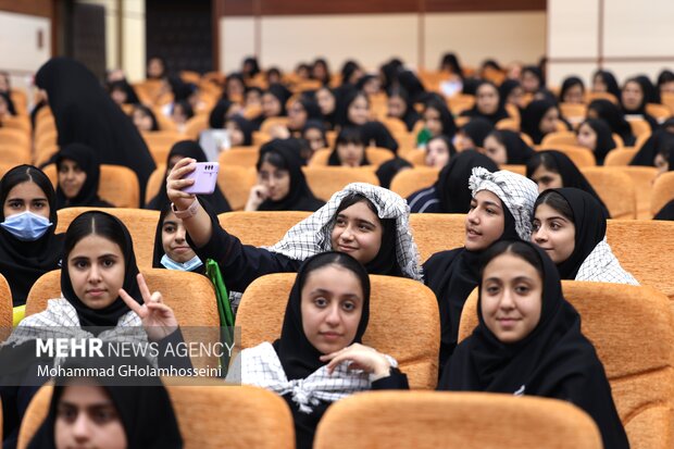 راهپیمایی ۱۳ آبان در بوشهر