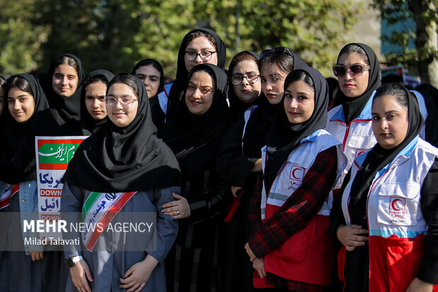 راهپیمایی یوم الله ۱۳ آبان در فومن