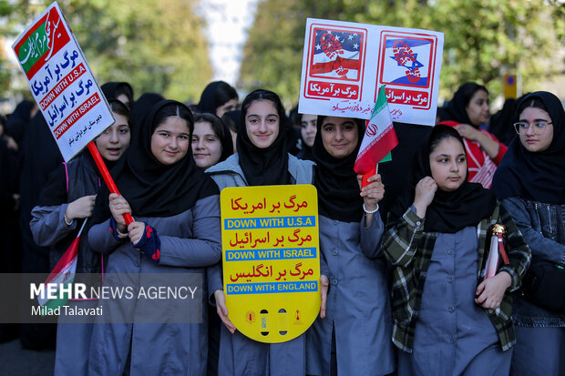 راهپیمایی یوم الله ۱۳ آبان در فومن